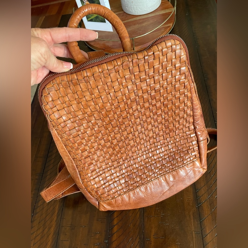 Beautiful, Soft Leather backpack purse. Lotsa life still left in this purse!